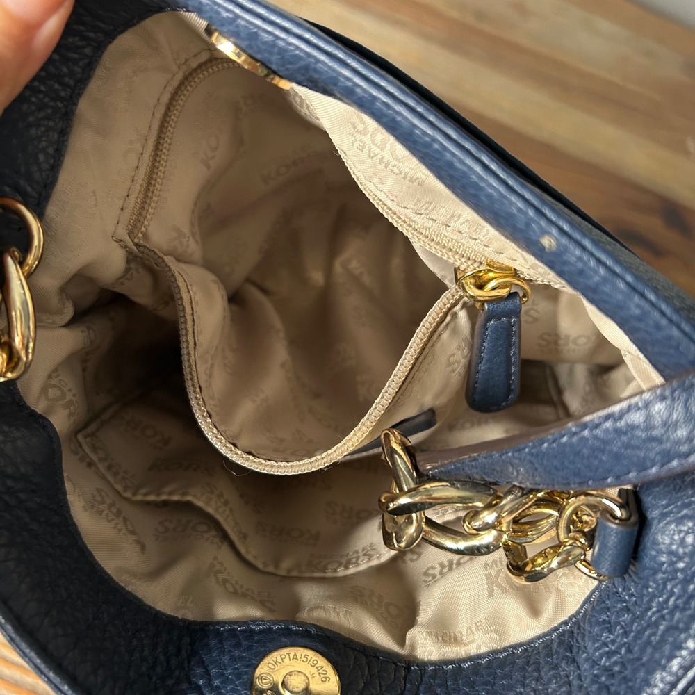 Michael‎ Michael Kors Navy blue Hamilton pebbled Leather Crossbody Bag Gold - Picture 8 of 13